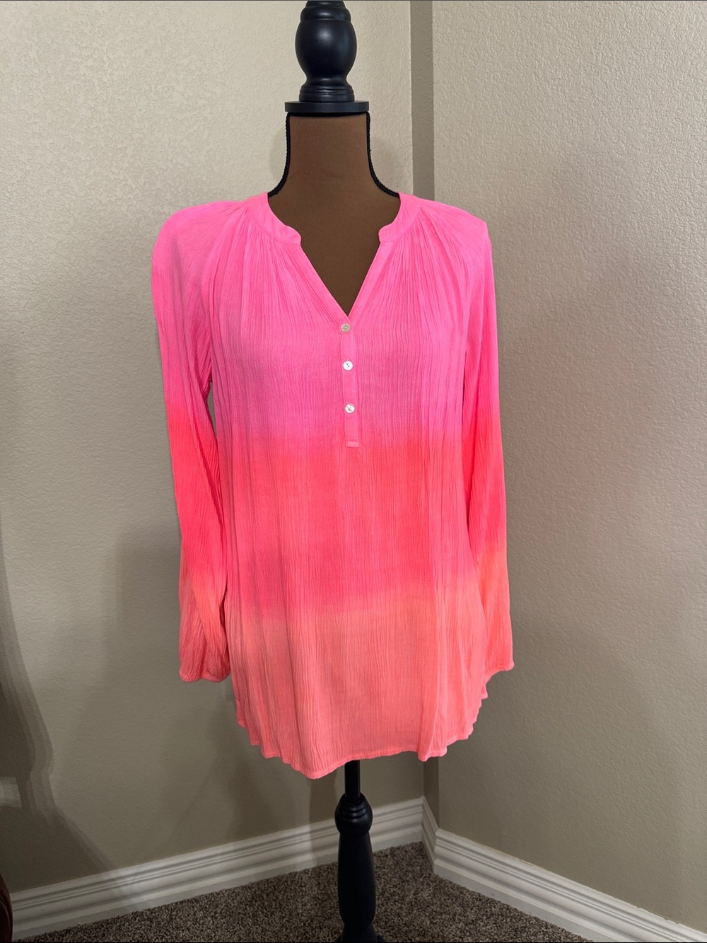 Lilly Pulitzer Pink to Coral Ombre Long-Sleeve Henley Tunic
